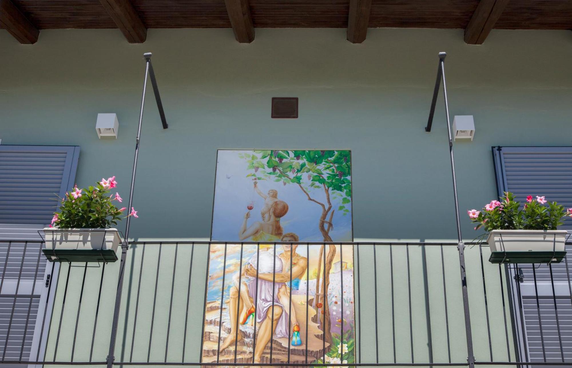 Moncrivel Rooms & Relax Benevello Exterior photo